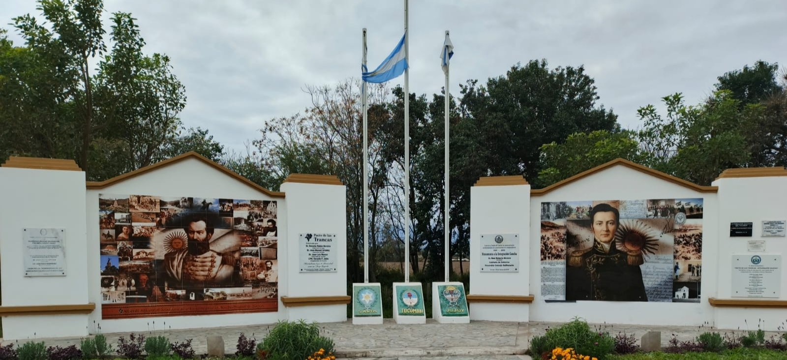 Monumento Pacto de las Trancas